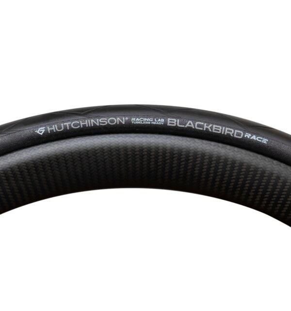 Pneu Hutchinson Blackbird Race 700x28C - Imagem 3